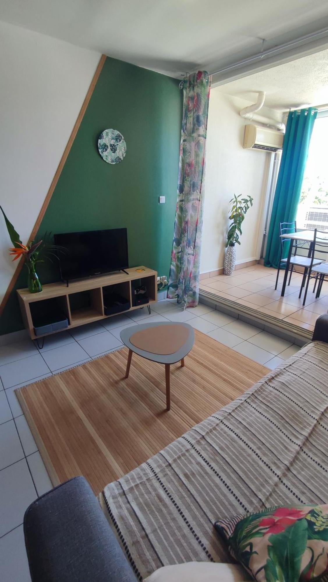 Ferienwohnung Les Franciseas Saint-Gilles-les-Bains Exterior foto