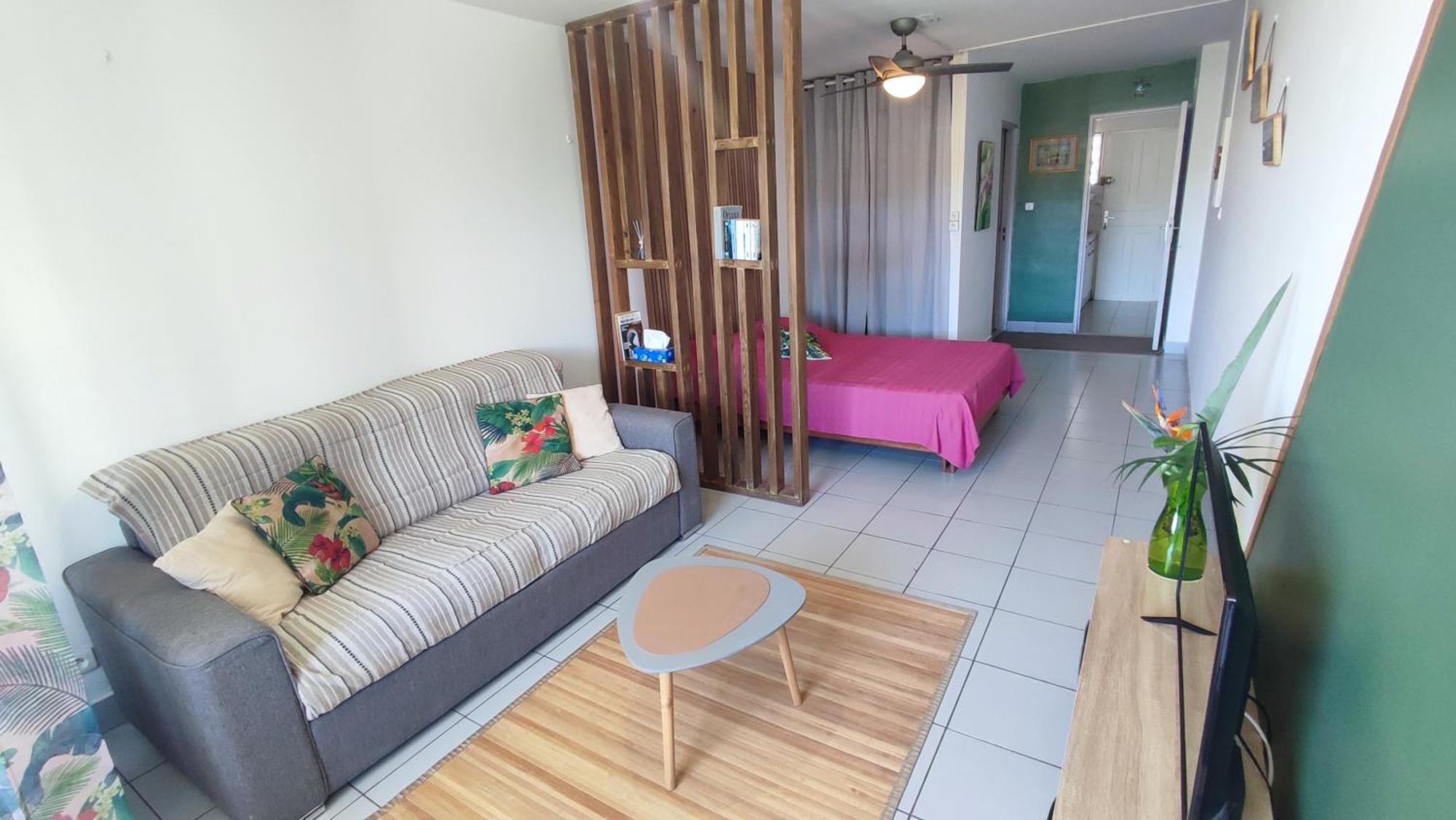 Ferienwohnung Les Franciseas Saint-Gilles-les-Bains Exterior foto